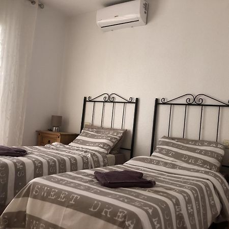 Puerto De Mazarron Large House With Roof Terrace & Sea Views-5 Guests Have 3 Bedrooms & 1 To 4 Guests Have 2 Bedrooms Exterior foto