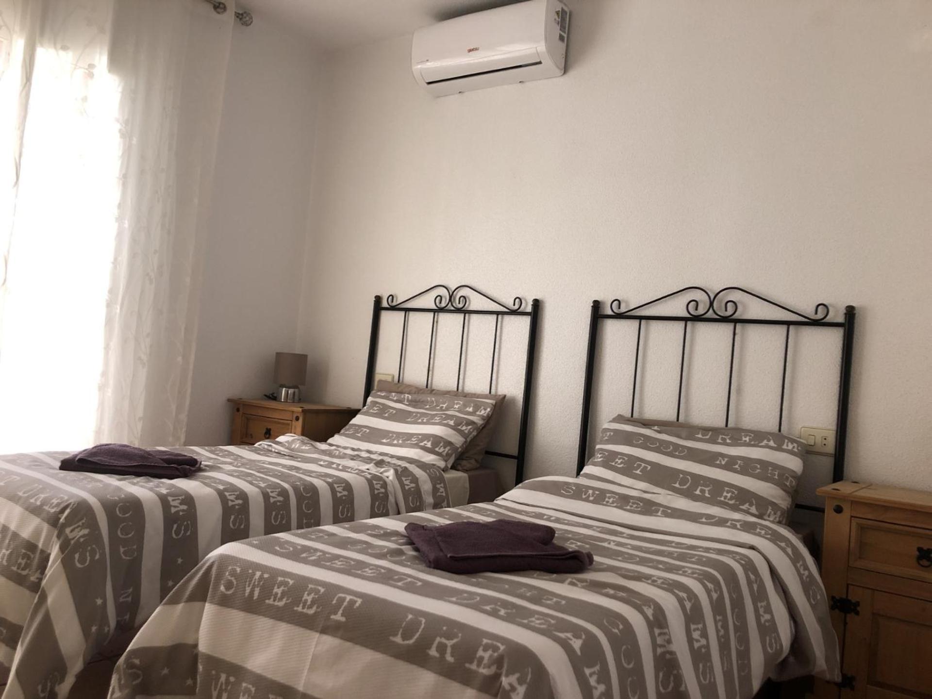 Puerto De Mazarron Large House With Roof Terrace & Sea Views-5 Guests Have 3 Bedrooms & 1 To 4 Guests Have 2 Bedrooms Exterior foto